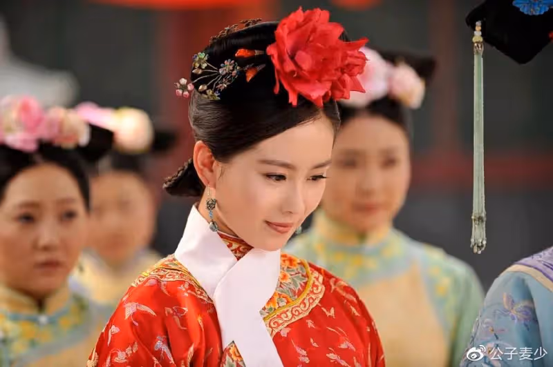 江一燕帶娃野餐!女兒首露臉,定居雲南農村,很後悔當年的事