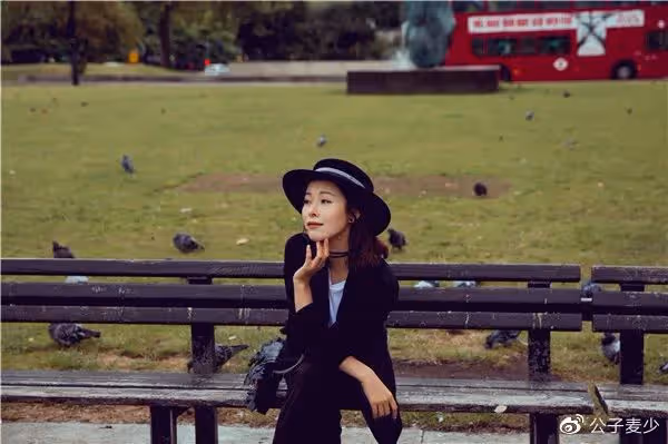 江一燕帶娃野餐!女兒首露臉,定居雲南農村,很後悔當年的事