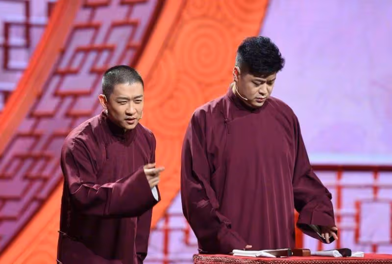 還有人認為岳雲鵬是靠《五環》火的?他的成功跟這兩叛徒有關係