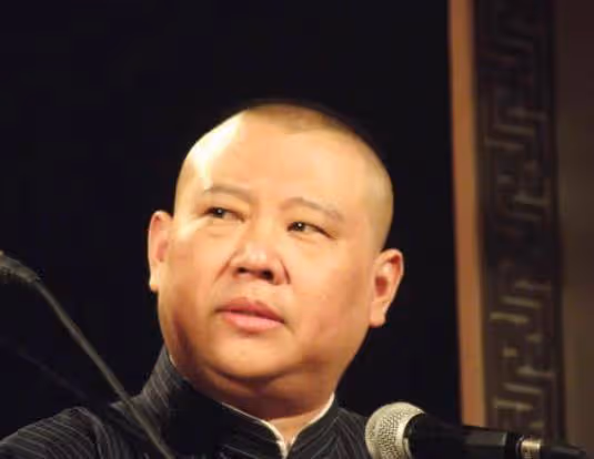還有人認為岳雲鵬是靠《五環》火的?他的成功跟這兩叛徒有關係