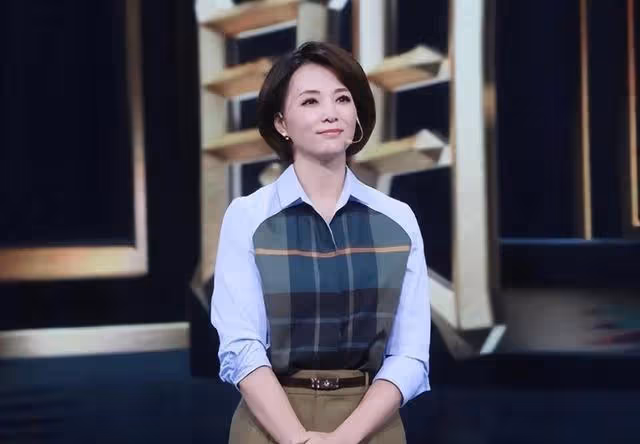 從國民女神,到銷聲匿跡,50歲董卿,不再被世界寬容