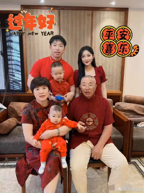 「餅式基因」過於強大,兩代美女都改變不了的長相,是福還是禍?