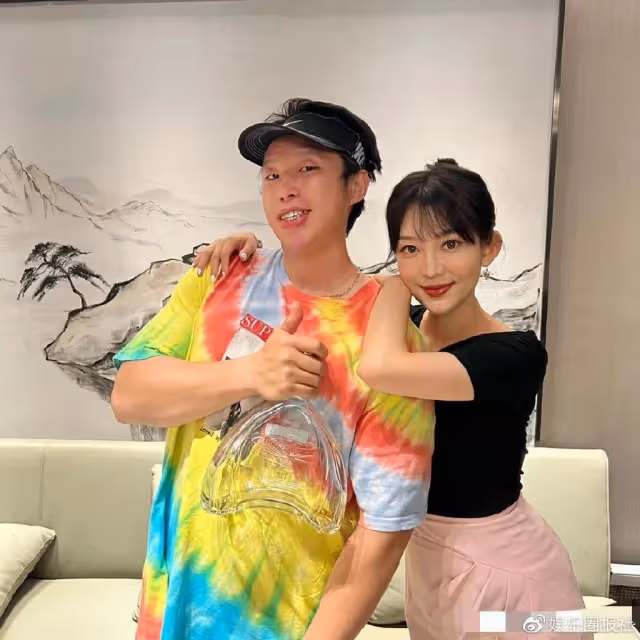「餅式基因」過於強大,兩代美女都改變不了的長相,是福還是禍?