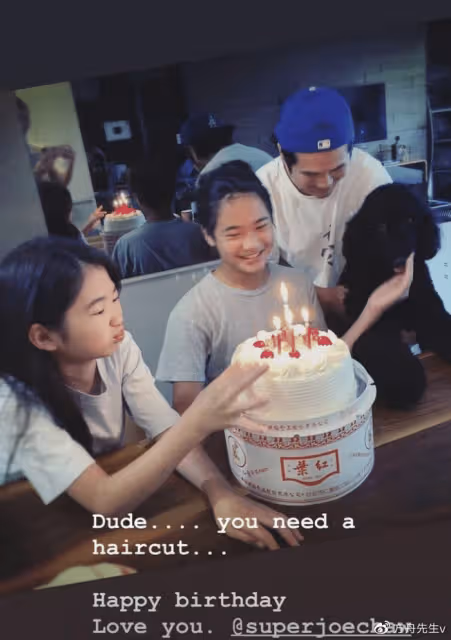 曹格前妻曬母女約會照,12歲Grace戴大耳環做美甲,和媽媽像同齡人