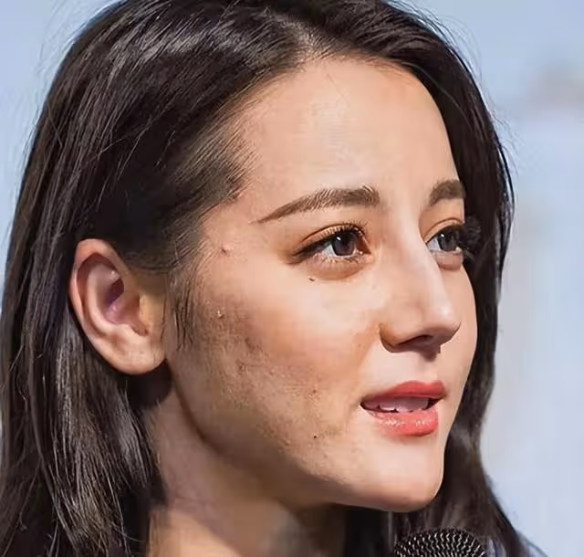 明星未修圖的真實身材怎麼樣？我們所看到的腿都是假的！