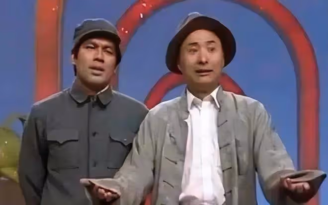 陳佩斯祖孫三代與朱時茂父子聚會!31歲朱青陽走路一瘸一拐引擔憂