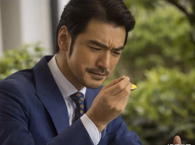 41歲攝影師夏威夷被偶遇，不惑之年男神歸位，魚尾紋也不減帥氣
