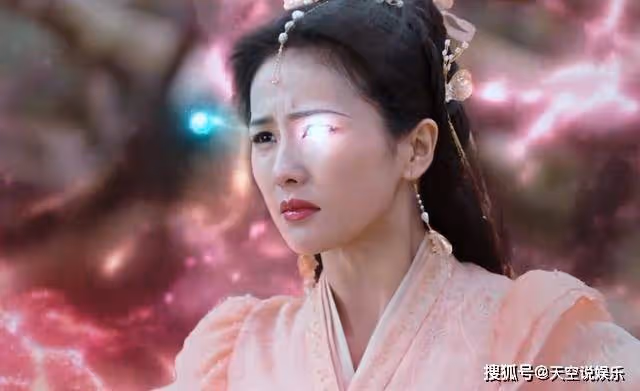 《長月燼明》就算不跳城樓，葉夕霧也會必死無疑！她早就被詛咒了