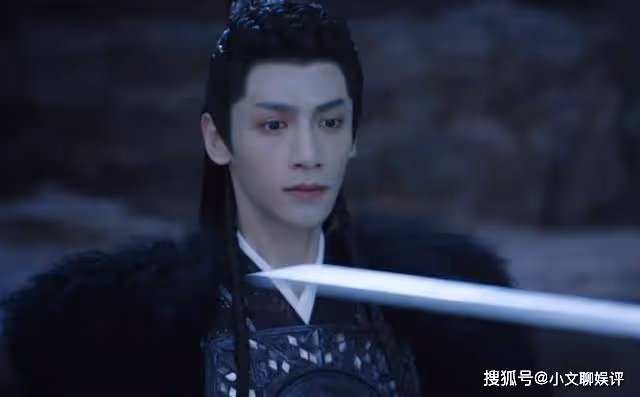 《長月燼明》冥夜怎麼也想不到,他與桑酒的訣別,是在萬年之後