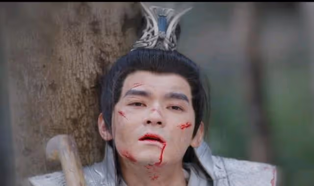 長月燼明姜饒:看著30+實際年齡25,古裝現代裝差別大!