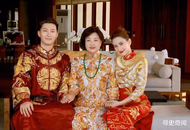 曝陳婉珍見證何超蓮幸福時很緊張,蹣跚坐飛機也堅持,獲眾伴娘疏導