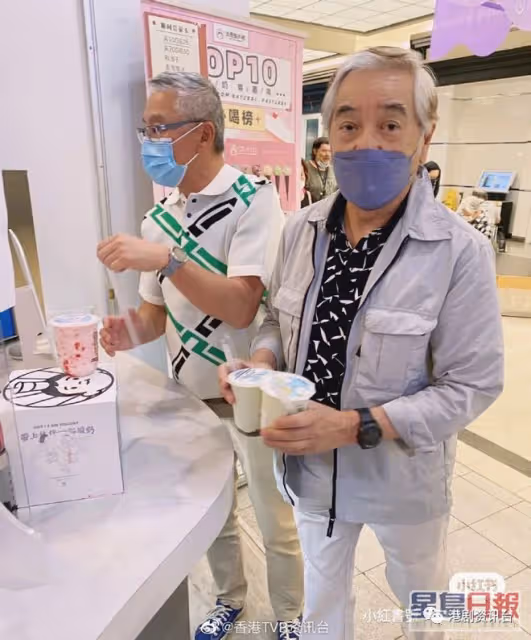 77歲秦沛返加拿大小休被捕獲!一頭白髮煞氣激減變慈祥老人