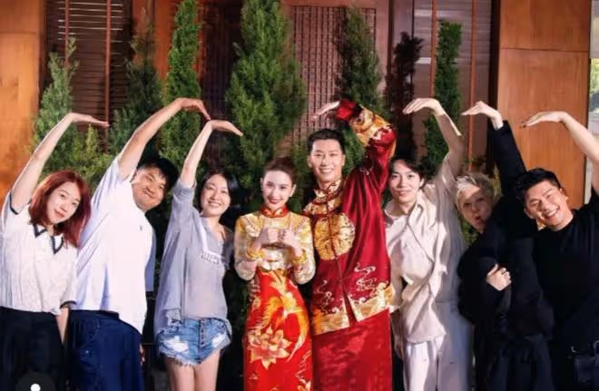 何超蓮罕曬婚禮細節!直言賭王以另外方式參與,88歲舅父專程趕往