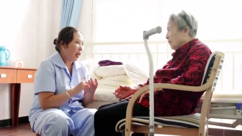 沒有一個人願意！我60歲「去照顧82歲姐姐5天」被折騰得不輕　終於知道為什麼「兒女都不孝順」真的受不了