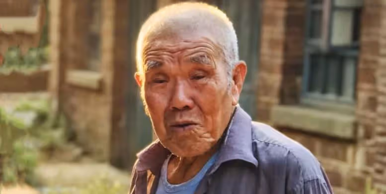 我退休金6千，回鄉下養老不到半年，卻要被親哥哥給逼瘋了