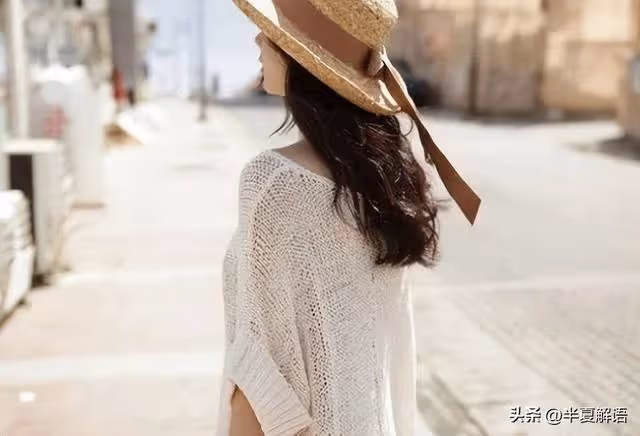 到兒子家養病,兒媳連給婆婆買三大樣家具,婆婆醒悟:是我不懂事