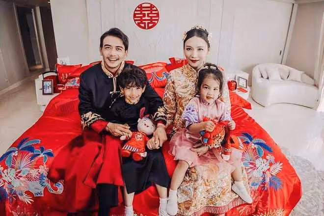 楊爍演員妻子帶女兒拍寫真!6歲愛女穿古裝酒窩搶鏡,越來越像爸