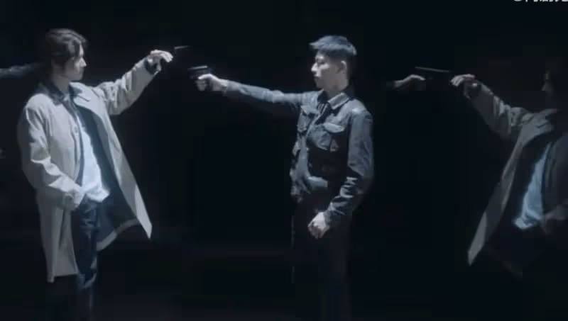 又有兩部新劇撞檔來襲,聚焦熱門題材,你打算追哪一部
