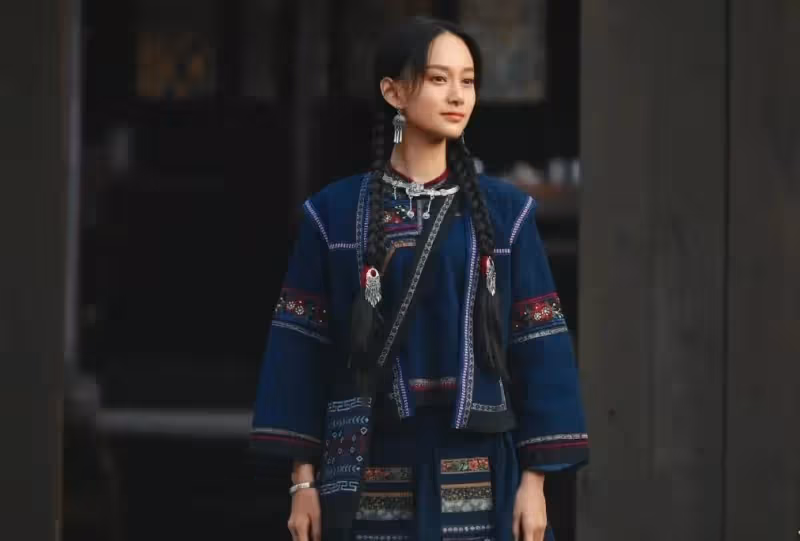 又有兩部新劇撞檔來襲,聚焦熱門題材,你打算追哪一部