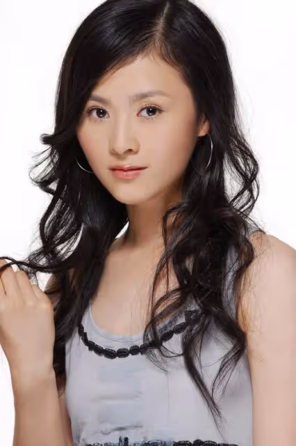 沈騰停工日本治病,老婆深夜與男友人開心聚會,肚大如蘿被疑有孕