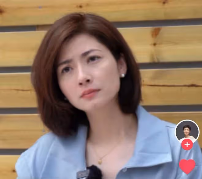 知名主持人吉雪萍現身,轉行做教育成女強人,47歲皮膚緊緻保養好