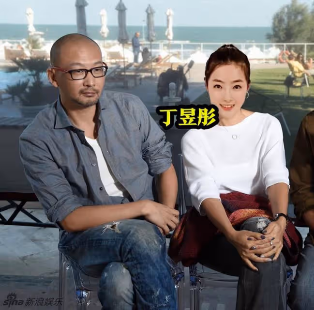 丁昱彤曬照秀性感身材,隔空喊話梁靜:屬於我的會統統拿回來!