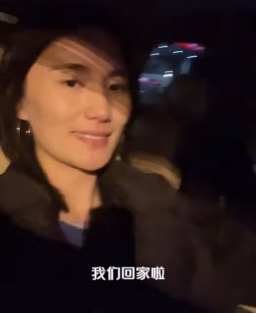 頂替王菲?李亞鵬回憶嫣然基金痛哭流涕,海哈金喜卻笑嘻嘻惹爭議