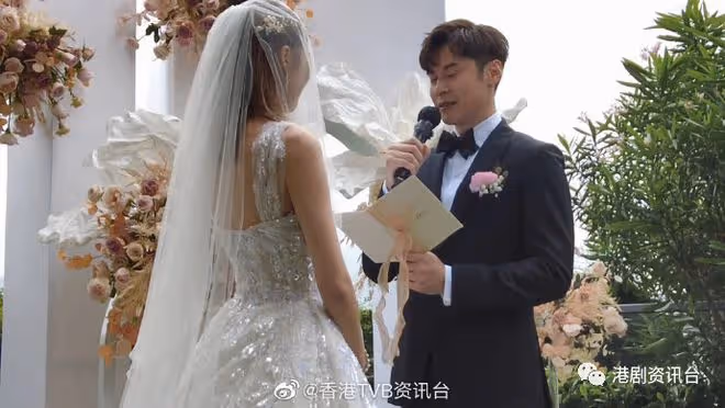 陳家樂連詩雅結婚丨陳家樂大膽笑老婆好蠢 哽咽唱冧歌狂走音 司儀Bob苦勸