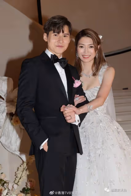 陳家樂連詩雅結婚丨陳家樂大膽笑老婆好蠢 哽咽唱冧歌狂走音 司儀Bob苦勸