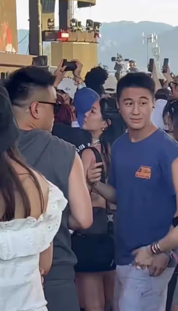 何猷君攜何超欣美國追星，與金髮美女熱聊，奚夢瑤獨自北大上課