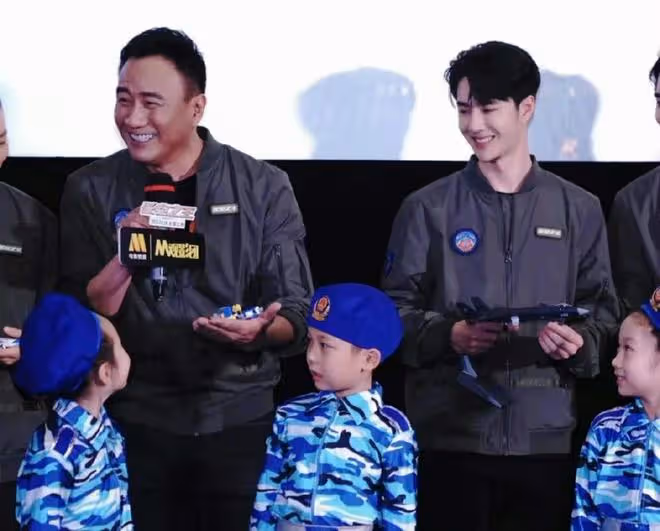 又一部粉絲電影?《長空之王》首映口碑出爐,聽聽專業演員怎麼說