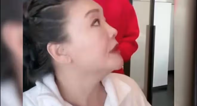 汪小菲:不遠千里趕赴台灣和丈母娘聚會,媽媽張蘭當場被氣進醫院