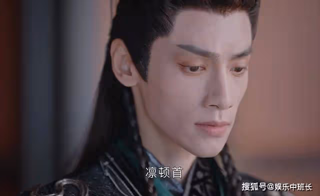 《長月燼明》蕭凜逝世後，用護心鱗換下的承諾，把葉夕霧害慘了