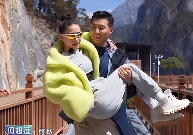 竇驍有多寵何超蓮?當紅男星遇上財閥千金,娛圈豪門寵文照進現實