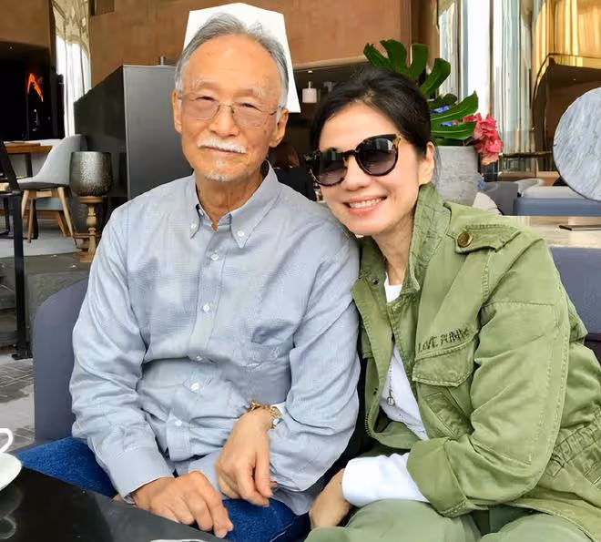 85歲藝術家自殺身亡，摯友鍾楚紅心碎發文悼念，相識多年感情好