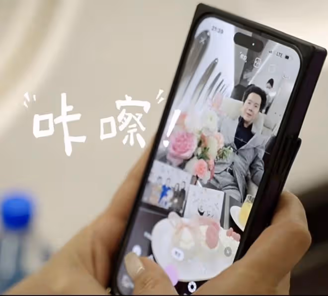 向太向華強包機回杭州,和小孫子視頻,郭碧婷兒子虎頭虎腦萌態足