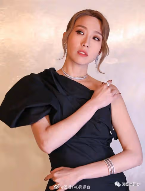 在「最靚花旦排行榜」倒數!TVB當紅女星去美院店急救