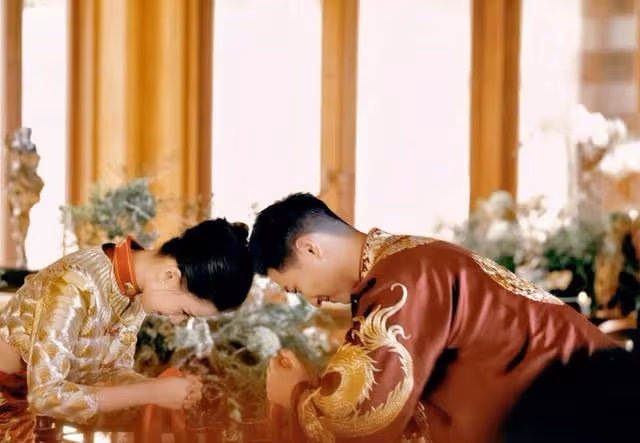 甜蜜!賭王三房長女與未婚夫日本預支蜜月,無視家境懸殊愛得真摯