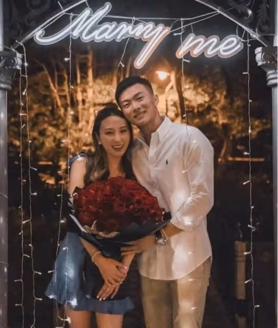 甜蜜!賭王三房長女與未婚夫日本預支蜜月,無視家境懸殊愛得真摯