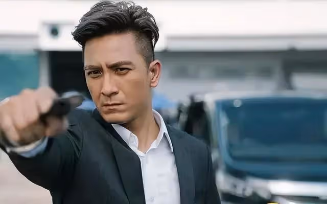 TVB吸金王由兩位視帝明爭暗鬥,均組夫妻檔出場,望提升熱度
