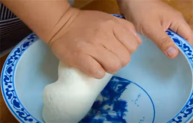 香掉牙燒餅詳細教程，外脆里軟層次多，咸香味濃，做法簡單又好吃