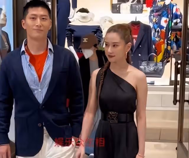 何超蓮自曝婚後想讓竇驍養她,媽媽的肺腑之言改變了自己的選擇