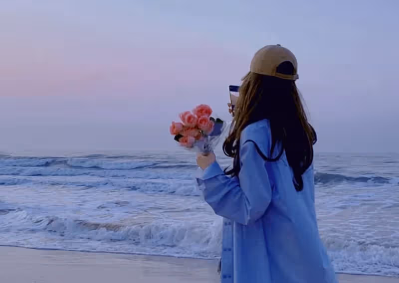 大姨為給兒子買婚房求我幫她,我借她8萬,現在她卻四處說我壞話