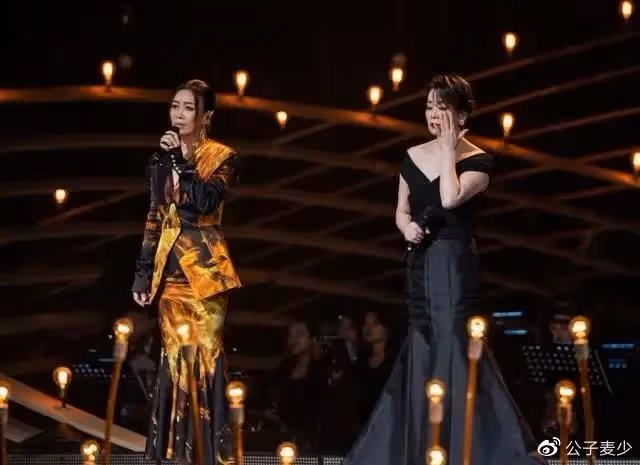 毛阿敏參加愛女成人禮!學霸女兒打唇釘惹爭議,打扮成熟倒像28歲