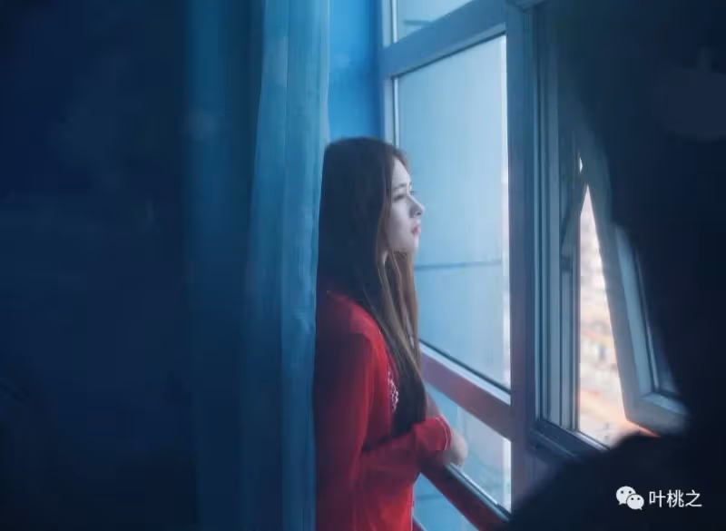 女人有沒有錢,看三個地方就知道了,裝不來的