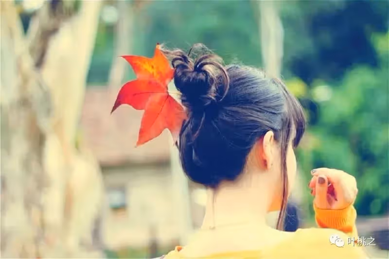 女人有沒有錢,看三個地方就知道了,裝不來的