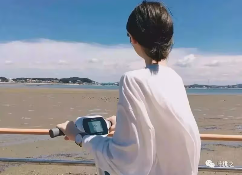 女人有沒有錢,看三個地方就知道了,裝不來的