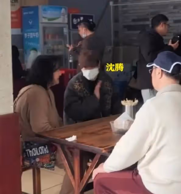沈騰被曝病情惡化日本求醫，獨自買藥吃飯還不懂日語，身材也暴瘦