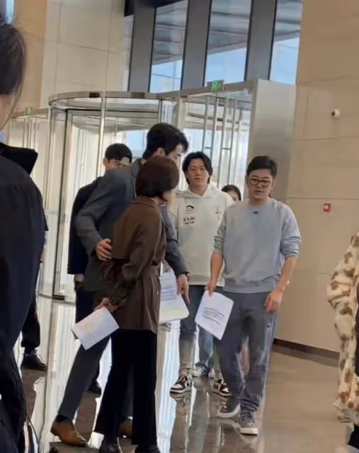 譚松韻可以給造型師加雞腿了!選對風格後的她,顯高又顯瘦