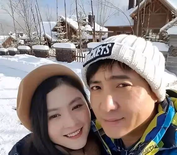 沈騰疑似病情惡化，獨自赴日本治療，王琦身材發福夜會男子惹爭議